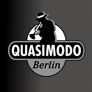 Logo Quasimodo Berlin - Ein Trompetenspieler eingearbeitet in Schriftzug.