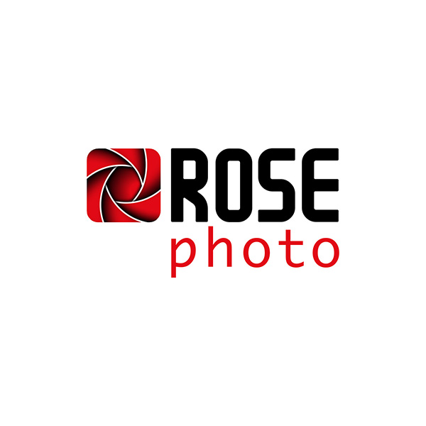 Logo Rose Photo - Rose in Form einer Kamerablende in schwarz und rot.